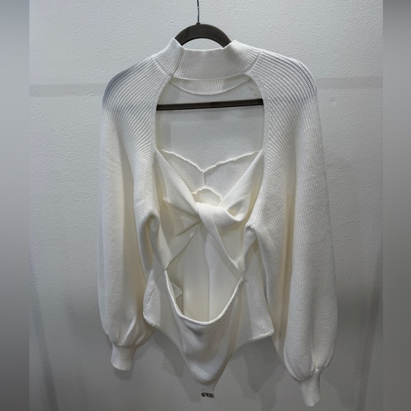 FARM Rio Cream Bodysuit - Picture 2 of 4